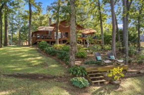 Lakefront Cottage- late summer price decrease!